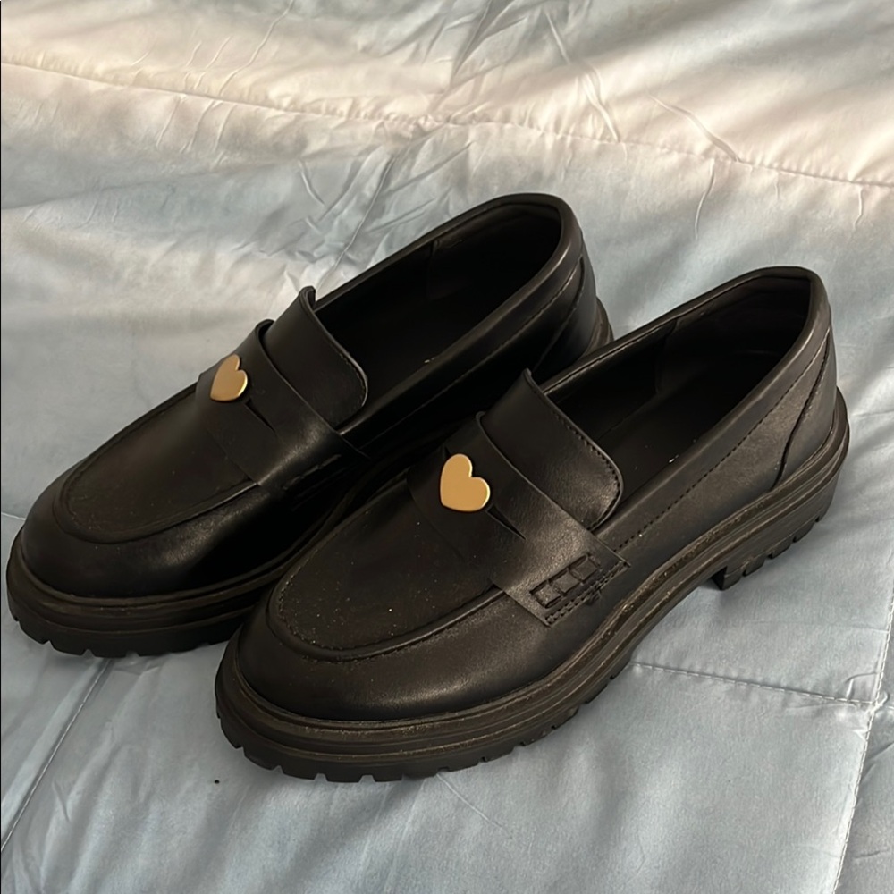 American Eagle Outfitters Black and Gold Slip-On Loafers